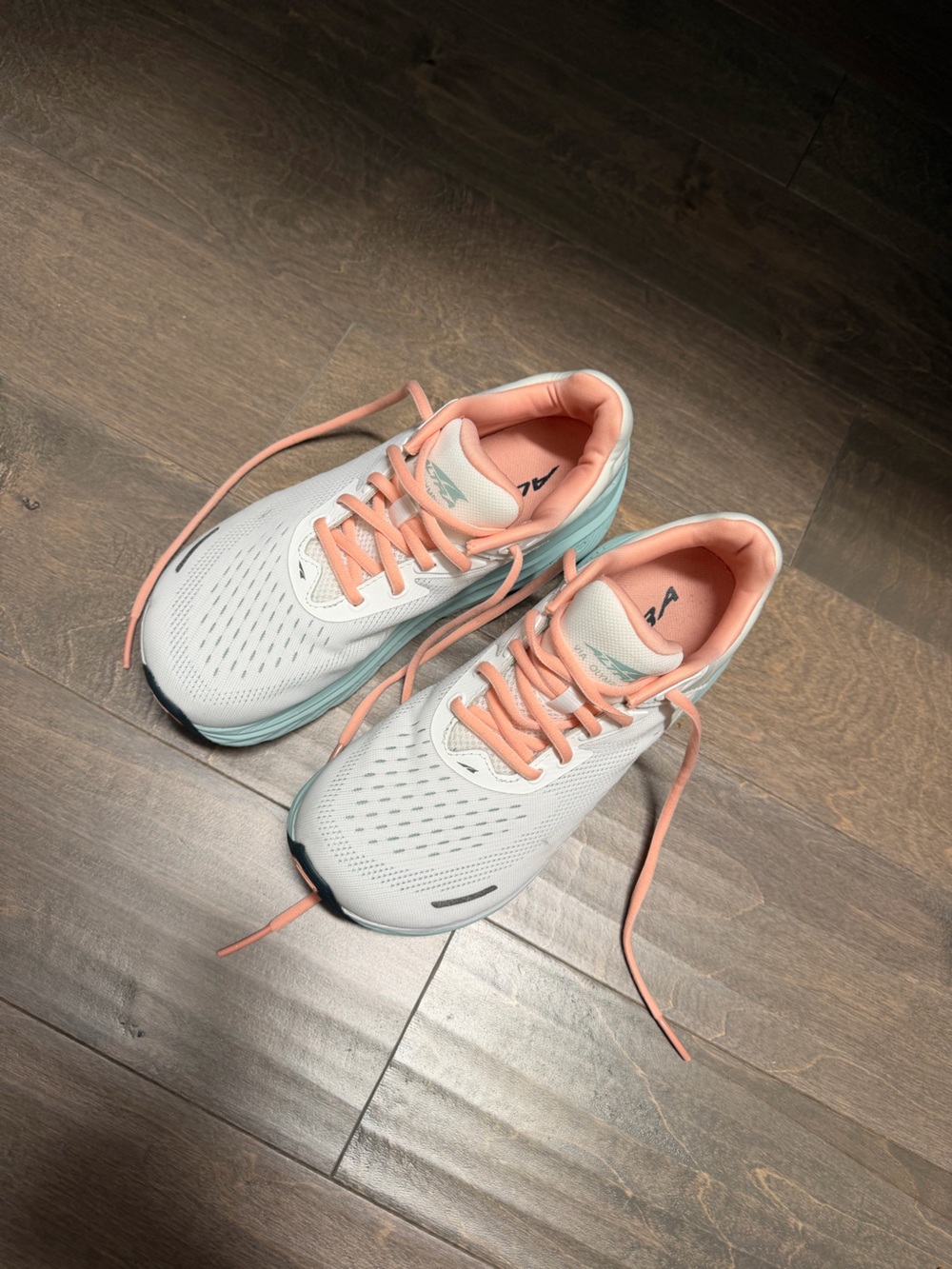 Altra Women’s Running Shoes in Light Gray with Peach Accents